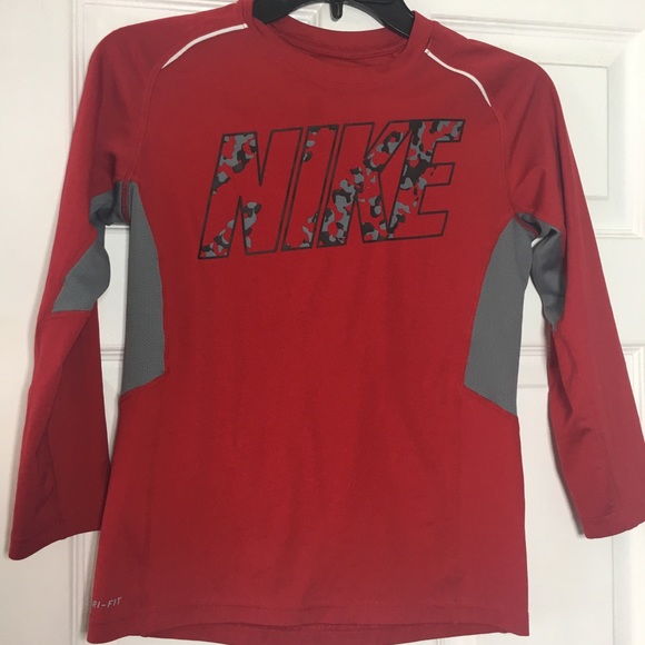 Nike Other - Boys small Nike shirt long sleeve